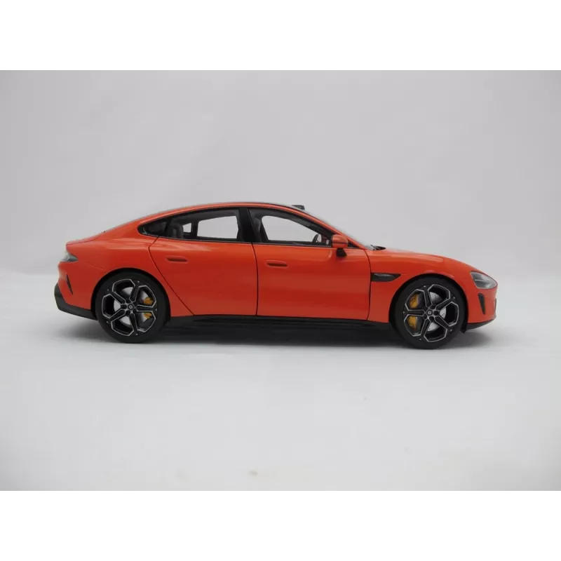 Die‑cast model car Xiaomi SU7 1:18 scale, preassembled, W278×D108×H81.5 mm