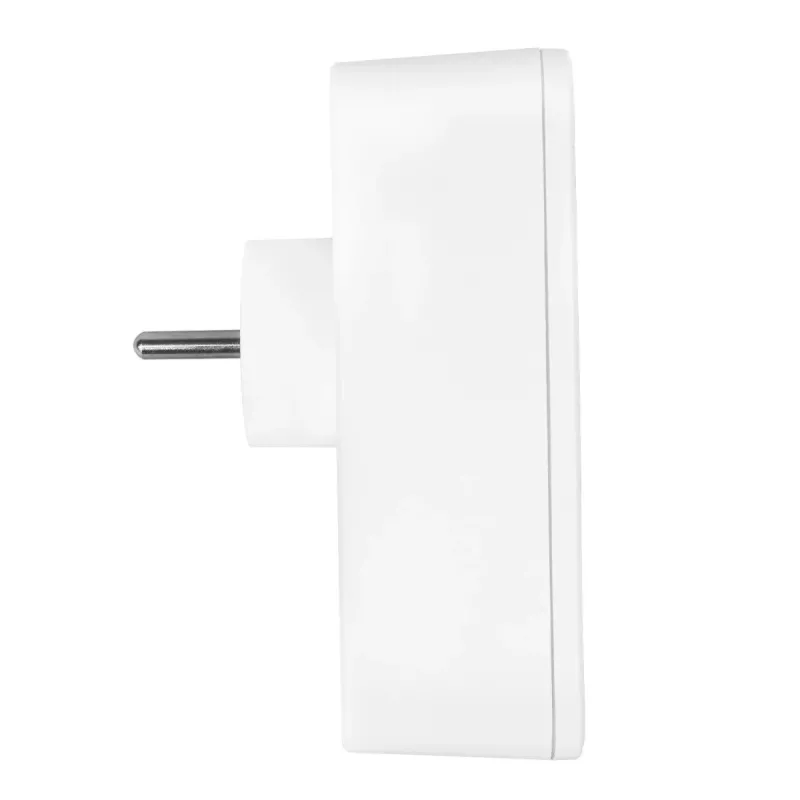 Power splitter MACLEAN MCE248 F/W — 3 AC sockets (1×16A, 2×6A) + 4×USB (2×A, 2×C PD 20W), EU plug, white