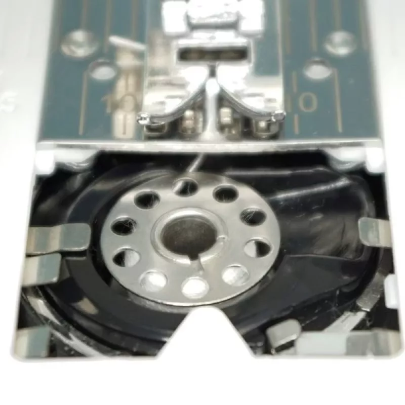 Mechanical sewing machine Lucznik Lena 2019 — basic mechanical model, 16 programs, 24 W, free arm, 4-step buttonhole