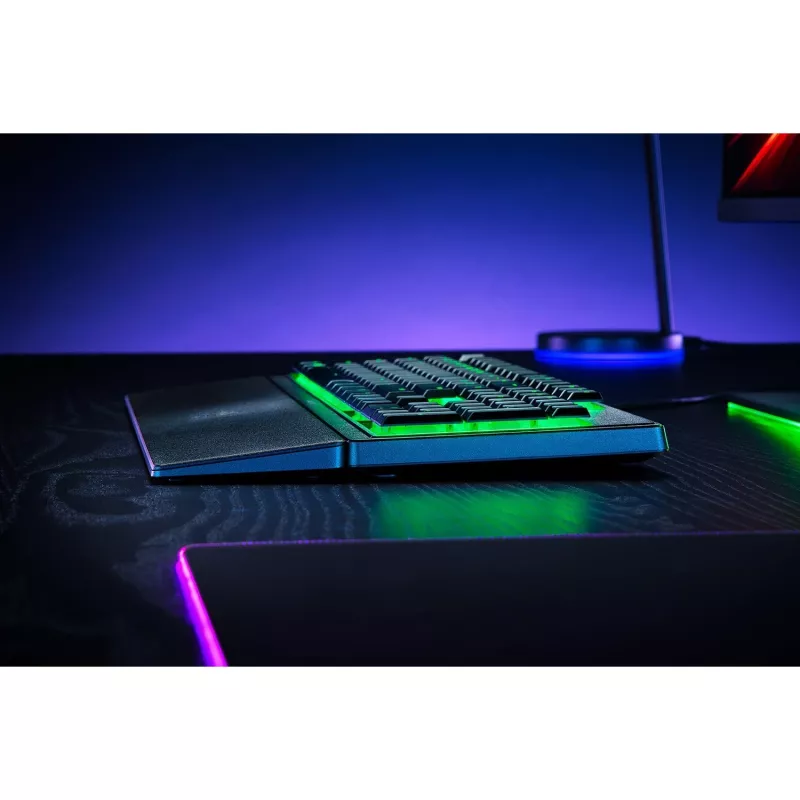 Gaming keyboard Razer Ornata V3 X Full-size USB, membrane switches, RGB LED backlight, wrist rest, 1000 Hz polling, black