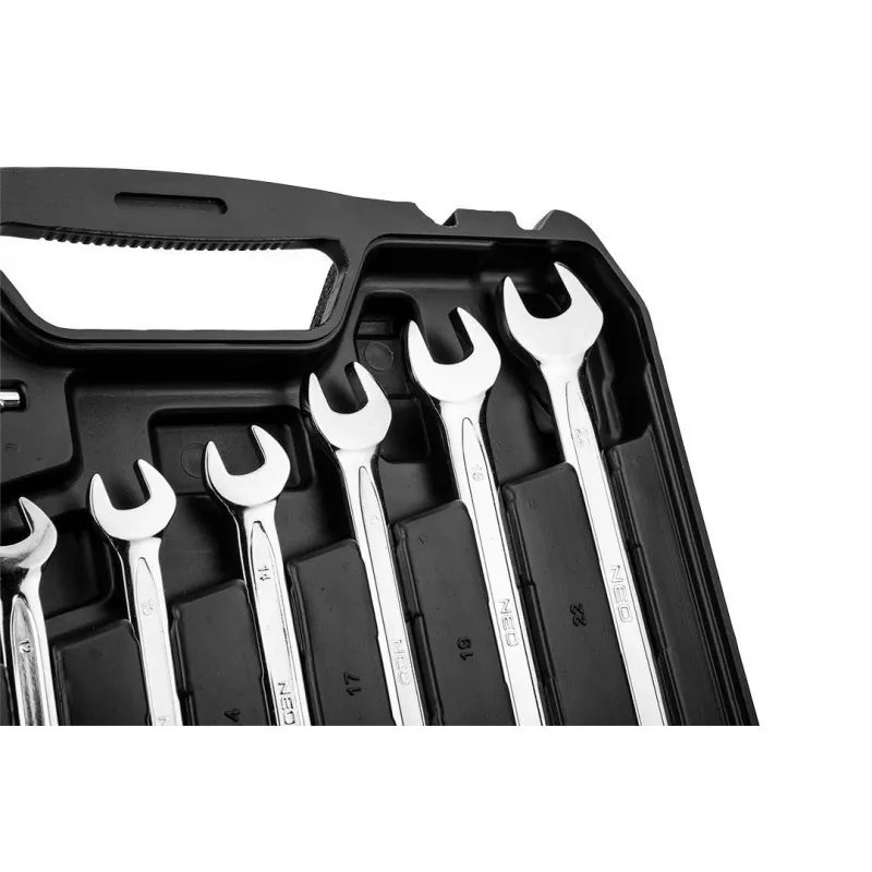 NEO tools 10-058 socket/socket set