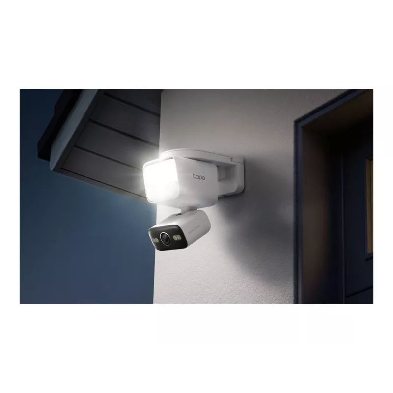 TP-Link Tapo C710 Outdoor Pan/Tilt Security Floodlight Camera