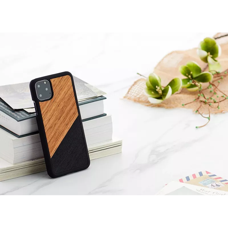Smartphone case man and wood for iPhone 11 Pro Max — western black finish