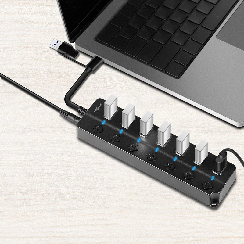 USB3.2 Gen1 hub, 7 port on/off switch black