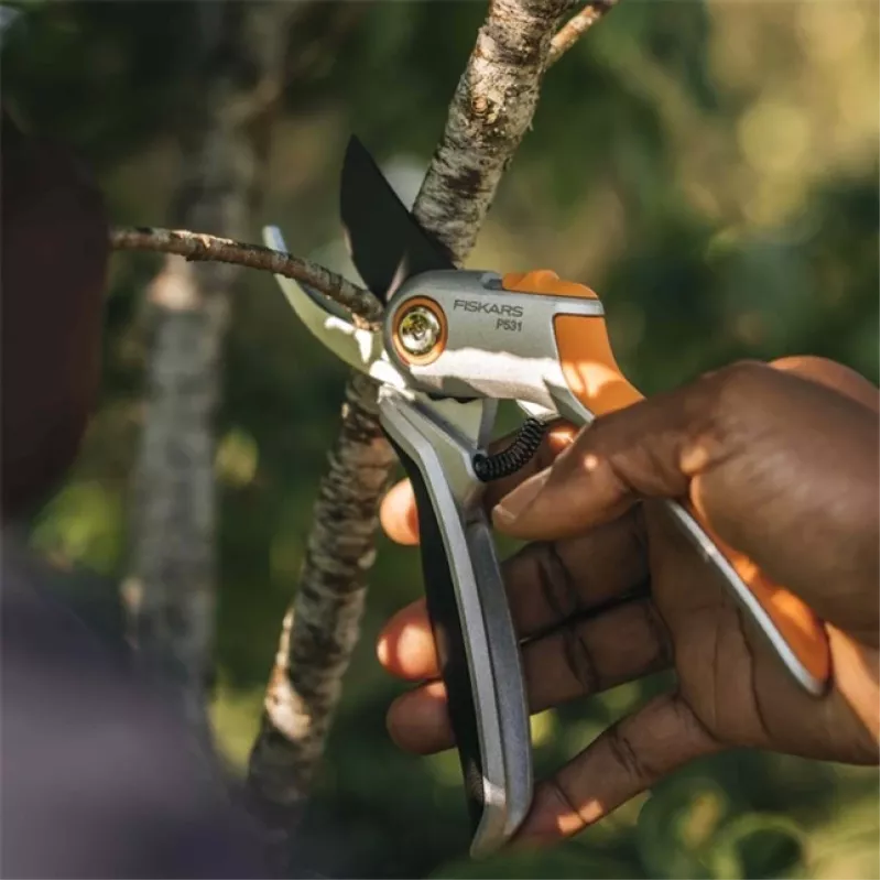 Fiskars 1057168 Plus Metal garden shears Bypass (1057168)