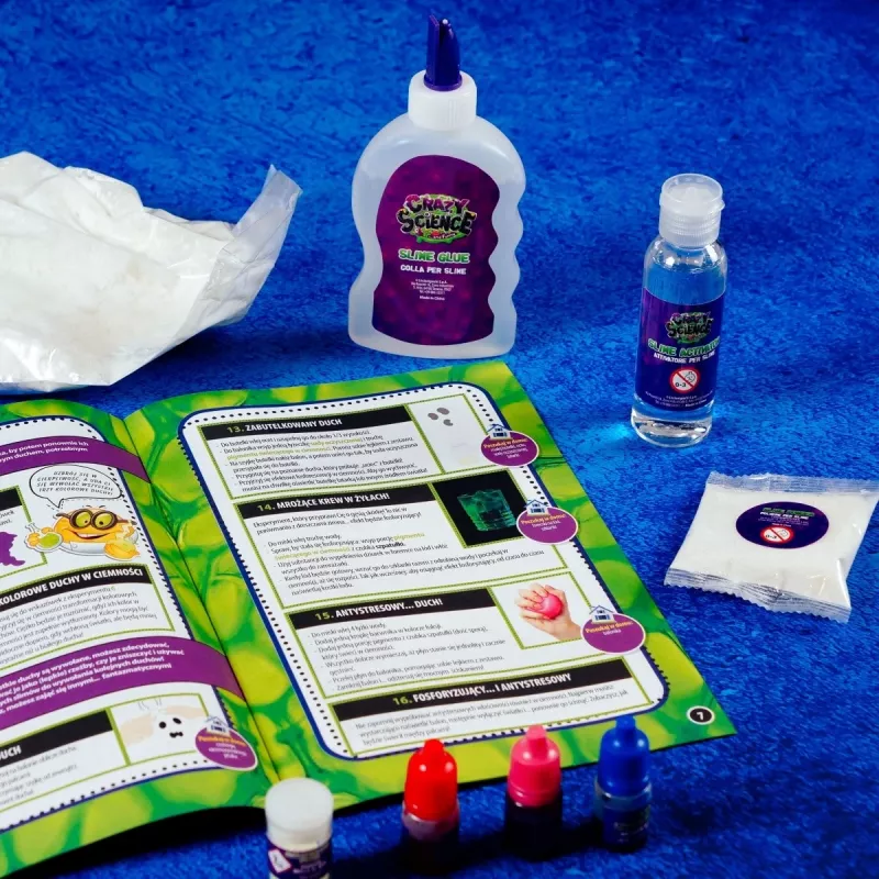 Science kit Liscianigiochi Crazy Science Slime in the dark 304-PL89239 — glow-in-the-dark slime experiment set