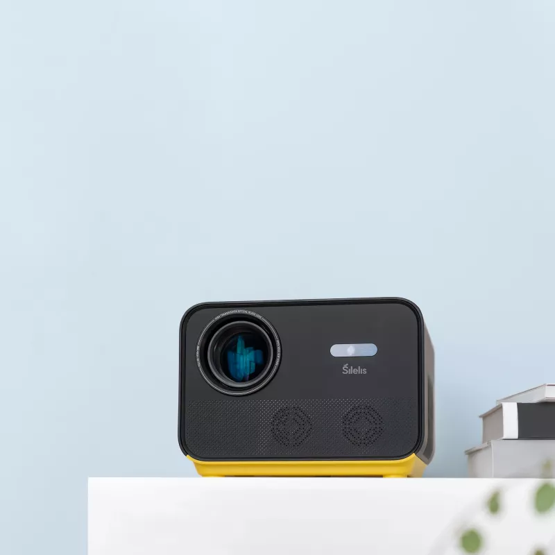 Projector silelis P-6 — compact home/business projector by silelis