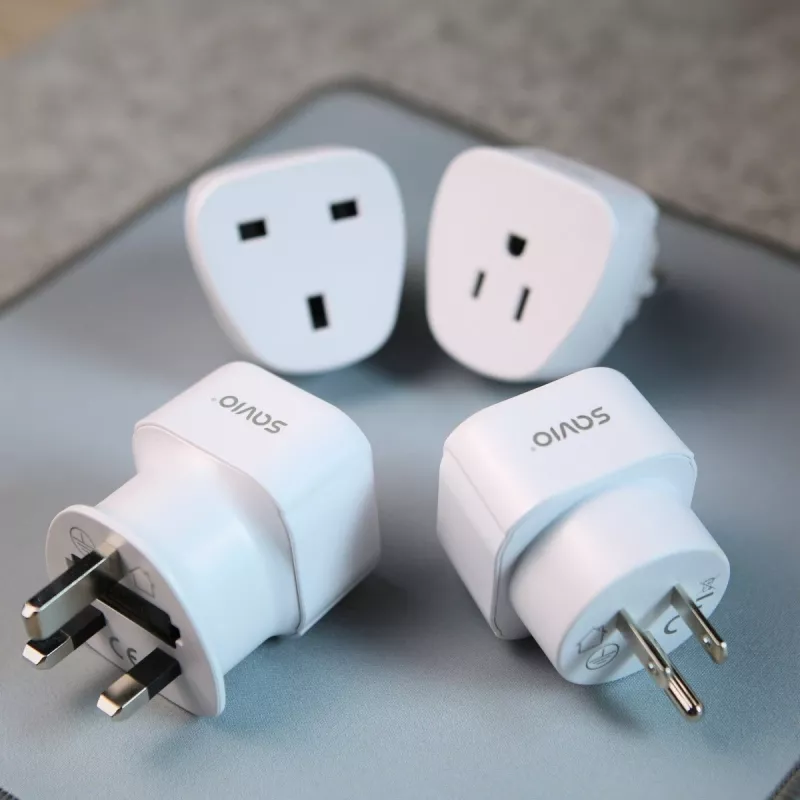 Travel adapter AP-04 SAVIO