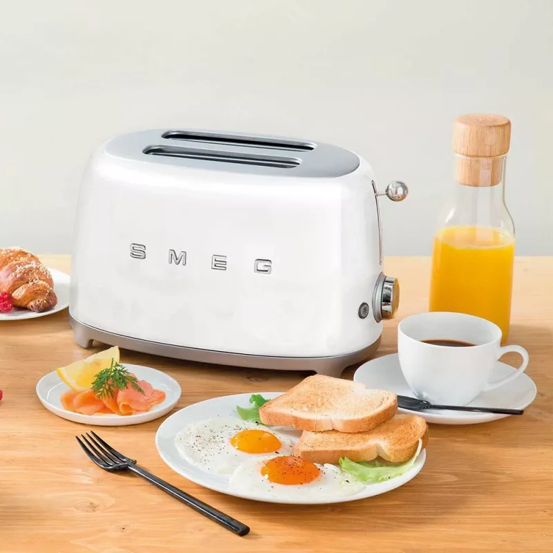 SMEG Toaster white TSF01WHEU
