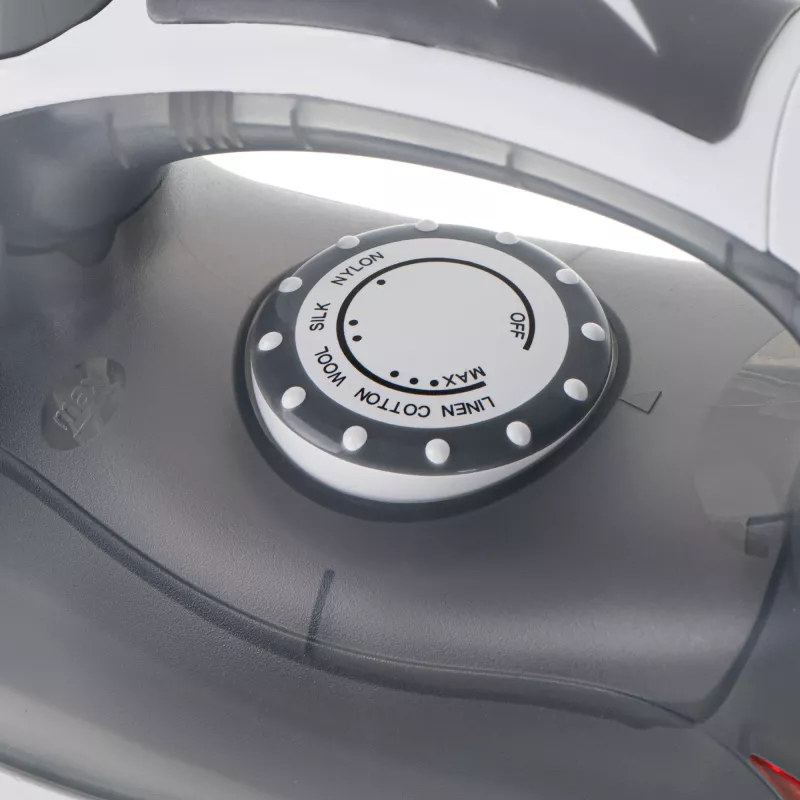 Mesko MS 5037 Steam Iron 2800 Watt.