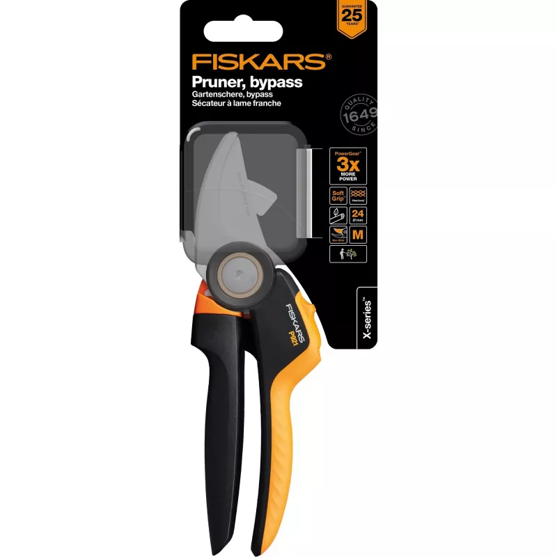 Fiskars Scissor Pruning Shears X-SERIES M P921