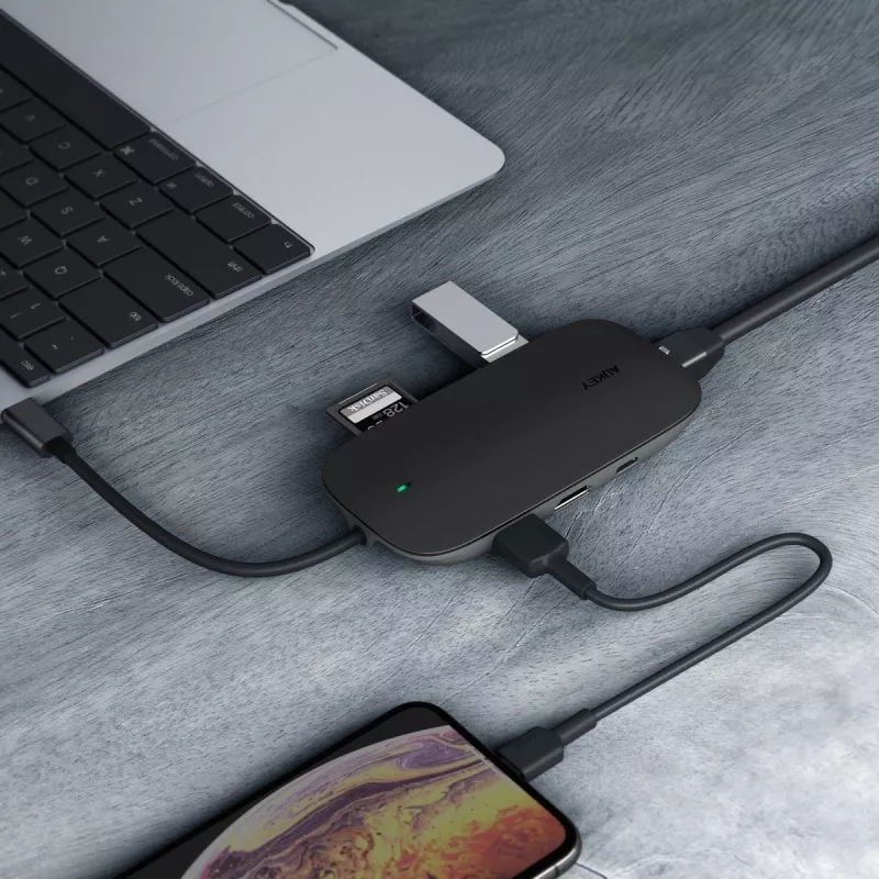 Laptop dock AUKEY CB-C71 — 3x USB‑C (USB 3.2 Gen1), HDMI, RJ‑45, MicroSD, USB PD 100W, 0.15 m cable, black