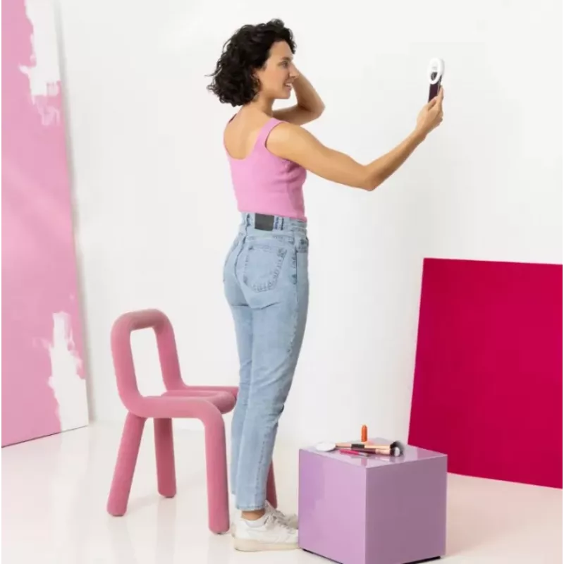 Freestanding Makeup Mirror Medisana 23603 — Round White, Battery Powered, Foldable, Built-in Lighting