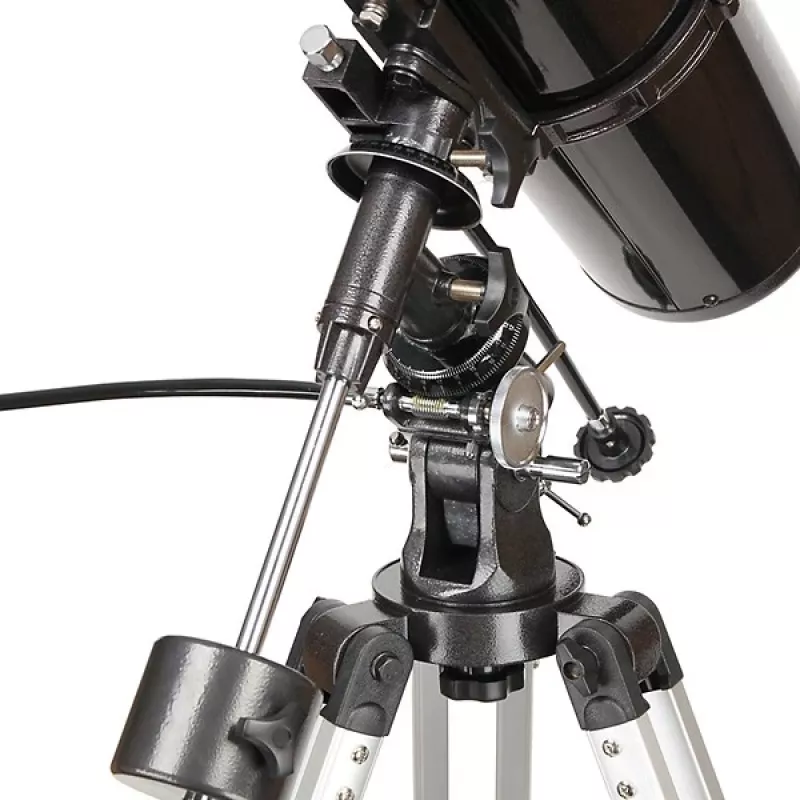 Refractor Telescope Skywatcher BK 1309 EQ2 — 130 mm aperture, 900 mm focal length