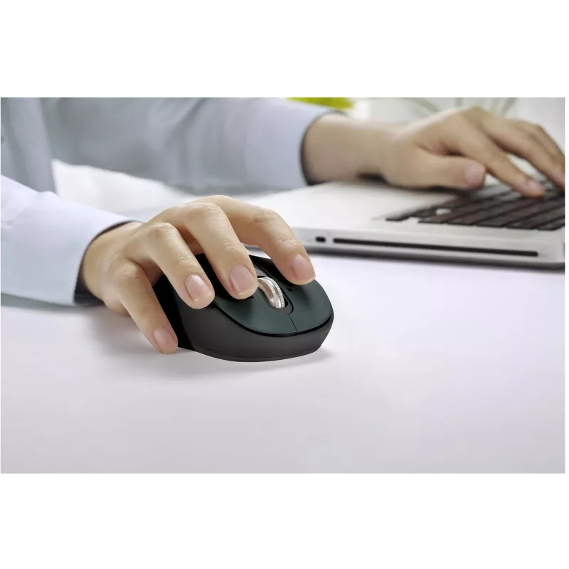 Wired ergonomic computer mouse YENKEE YMS2010BK — compact design, wired connection
