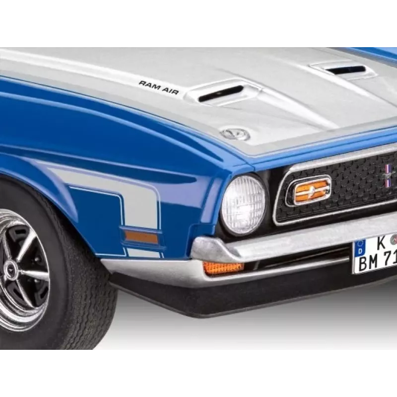 Plastic model car REVELL Ford Mustang Boss 351 1:25 scale plastic kit