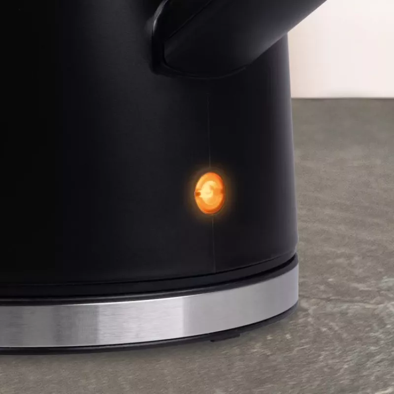 IDEAL Kettle 1.7 l, steel body, power 1500 W, black