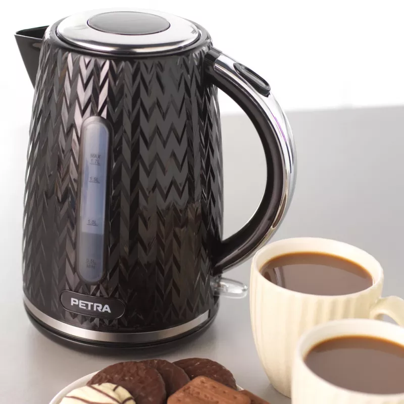 Electric kettle Petra 1.7L 2200W black