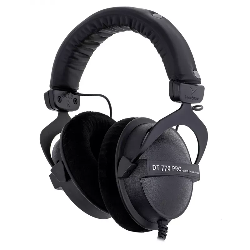 Beyerdynamic DT 770 Pro 80 Ω Black Limited Edition - closed studio headphones