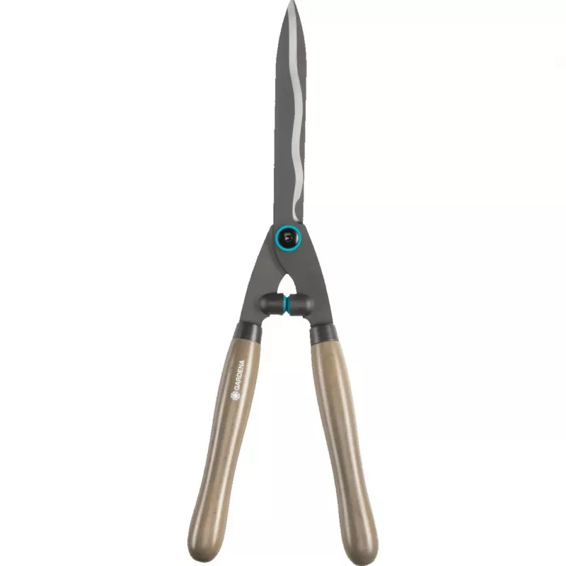Pruning Shears GARDENA NatureCut Bypass — handheld bypass pruner for branches and stems
