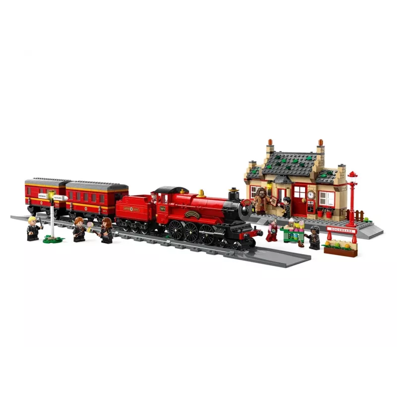 LEGO HARRY POTTER 76423 Hogwarts Express and Hogsmeade Station