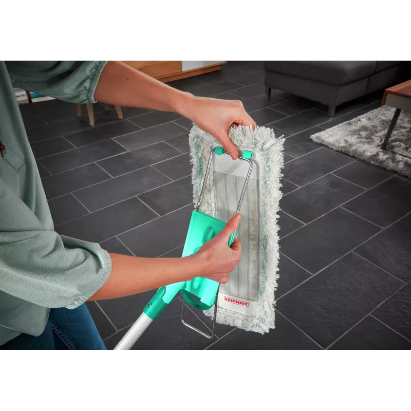 Flat mop Leifheit Profi XL cotton plus — 420 mm width, 360° rotating head, cotton/fiber, aluminium handle