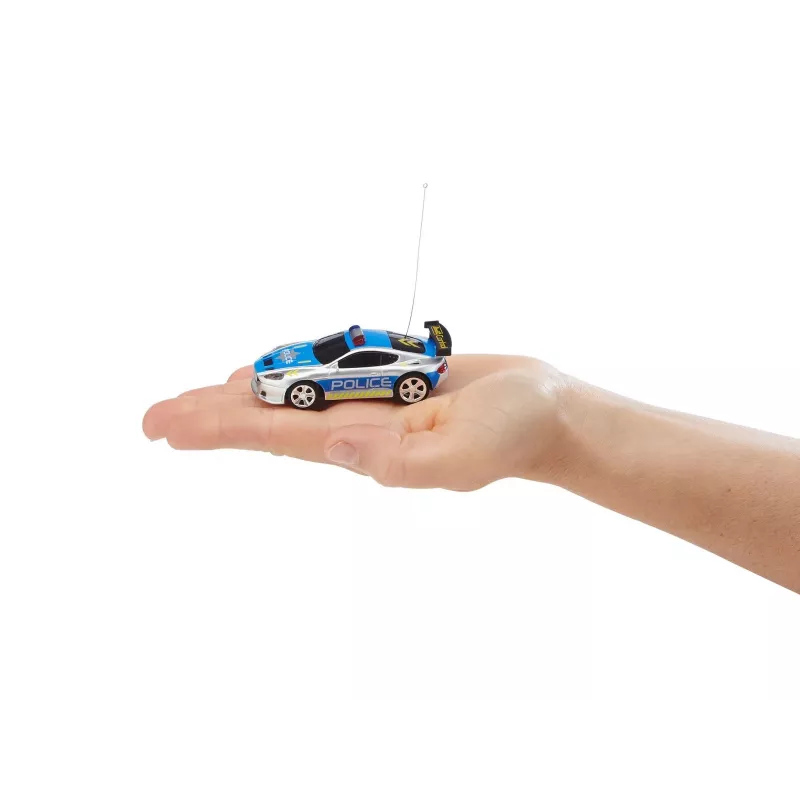 Remote-controlled toy car REVELL 23559 — recommended age 8+