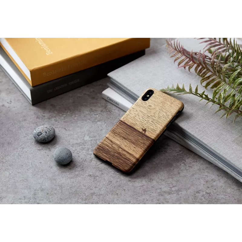 Smartphone case man and wood for iPhone XS Max — terra black