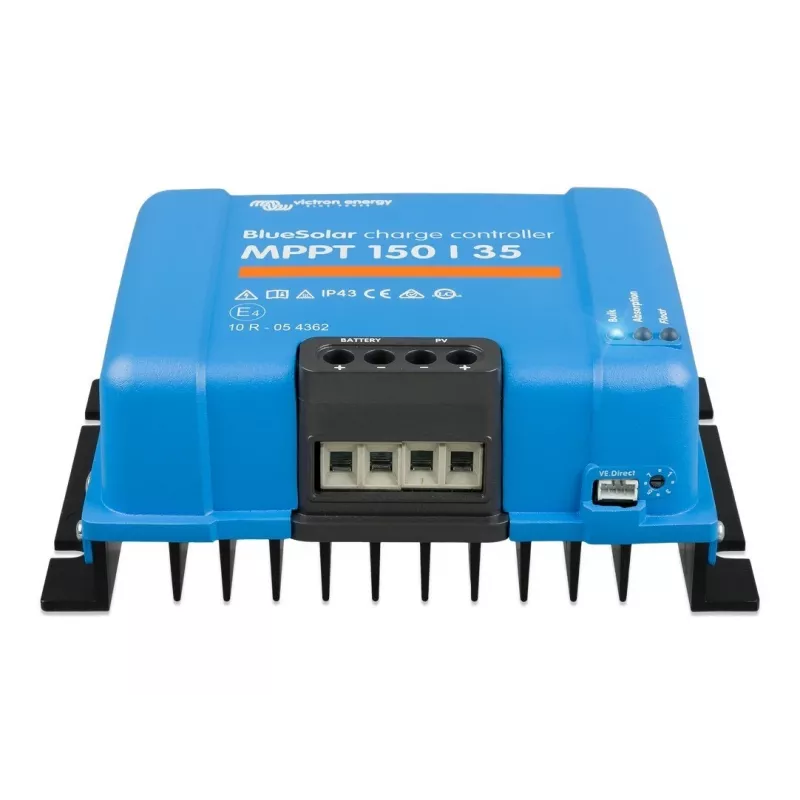 MPPT Solar Charge Controller BlueSolar 150/35 — 150V PV input, 35A charge current