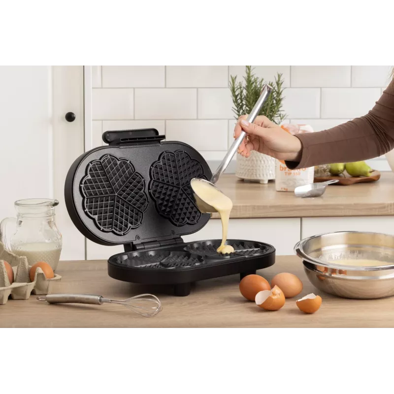 Waffle maker GORENJE WM1200B black, 1200 W
