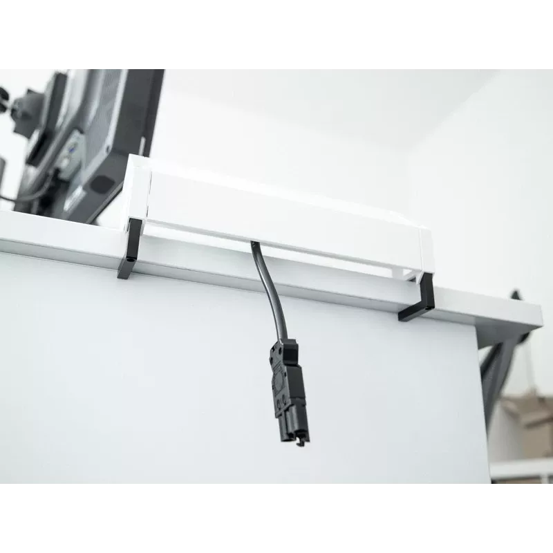 Socket outlet 3 x Type F Bachmann Desk2