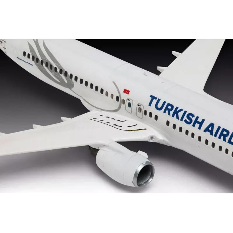 Plastic Model Aircraft REVELL Boeing 737-800 Turkish Air 1:144 scale