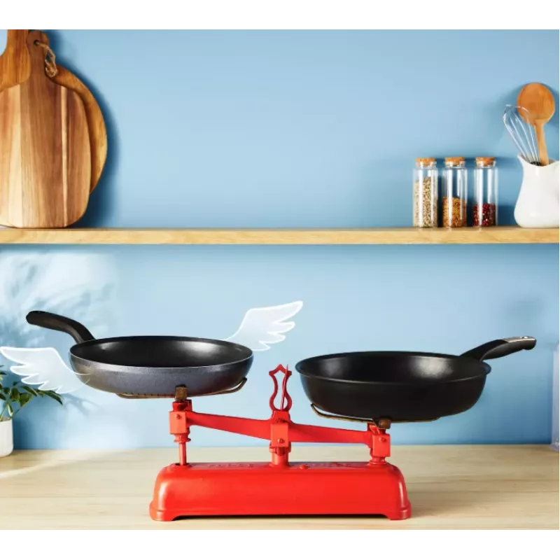 Frying Pan Tefal H05606 Non-Stick 28 cm, lightweight everyday skillet
