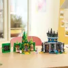 LEGO building set Wicked 75689 — Emerald City and Kiamo Ko Castle playset