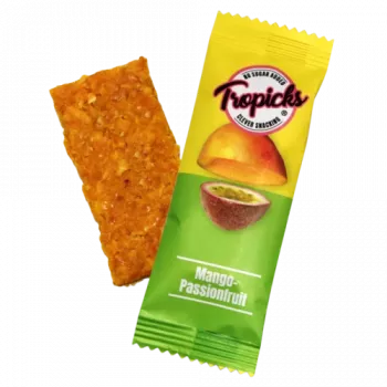 Tropicks Dried mango, passion fruit bar, 20 g