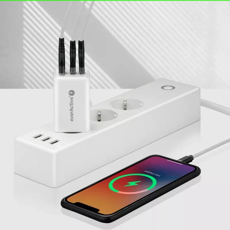 Power charger everActive SQ-655Q 65W, 1×USB-A + 2×USB-C fast charging