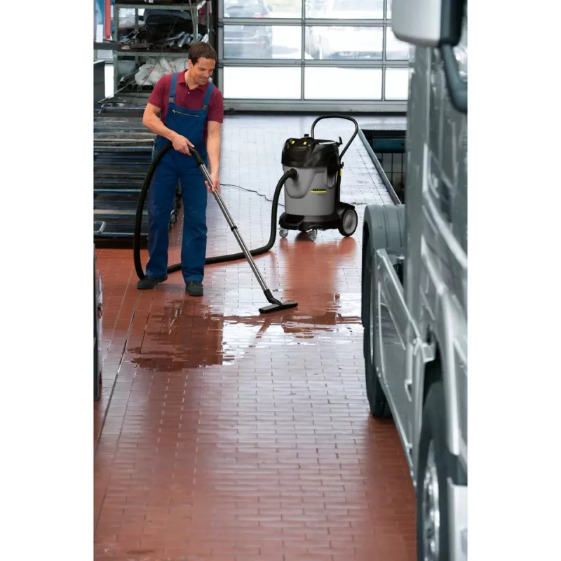 Kärcher Wet and dry vacuum cleaner NT 70/2
