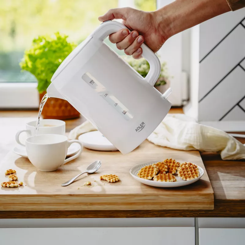 Adler Kettle | AD 1386 | Electric | 1850 W | 2.2 L | Plastic | 360° rotational base | White