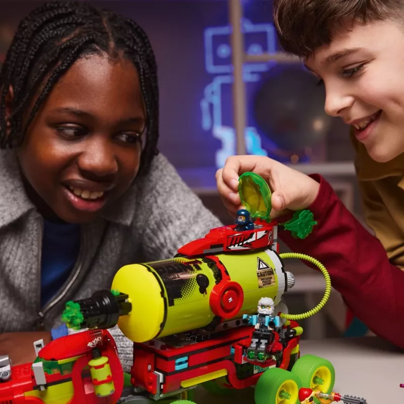 LEGO DREAMZZZ 71499 Mateo's Spray Paint Truck
