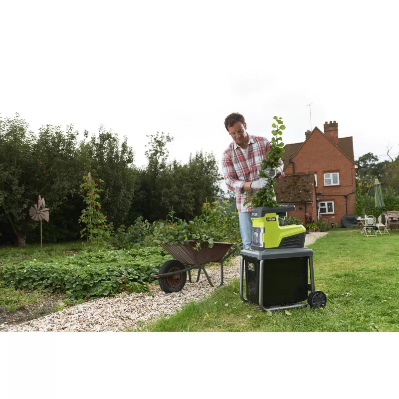 Ryobi RSH3045U - Shredder - Electric - 3000 W - Cutting Capacity: 45 Mm - 21 Kg