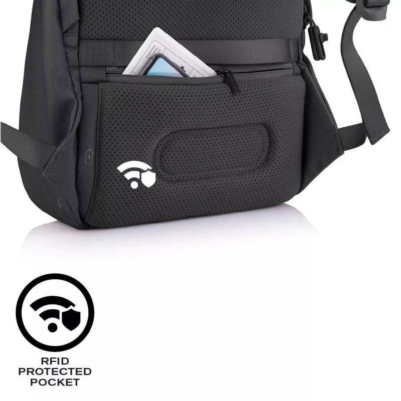 Casual backpack XDDESIGN Bobby Soft with 15.6 inch notebook compartment, 16 L, PET, black
