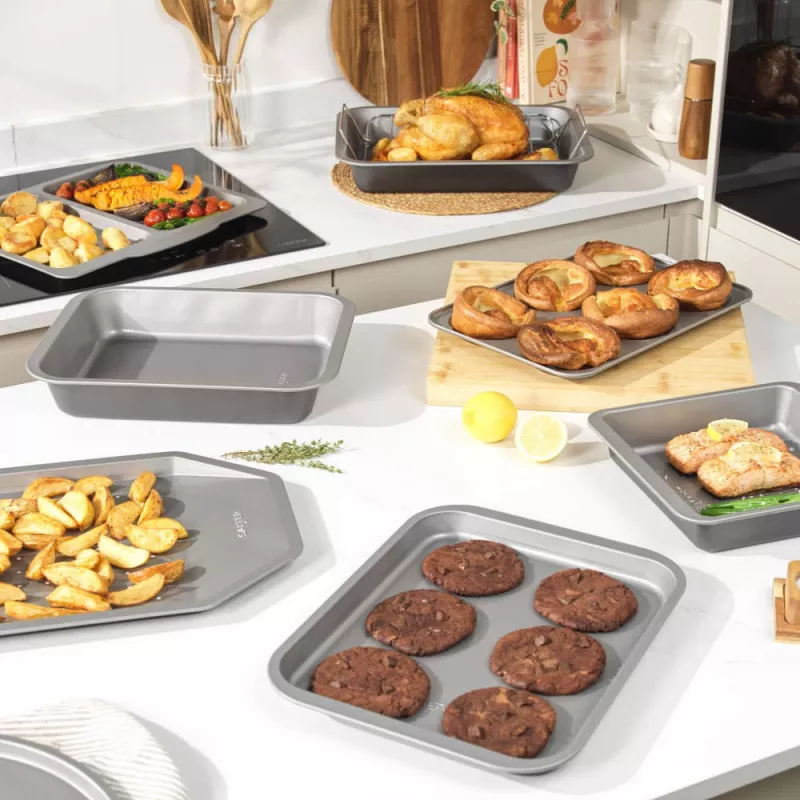 Roasting Tray Set Salter BW13675 3-piece non-stick oven-safe