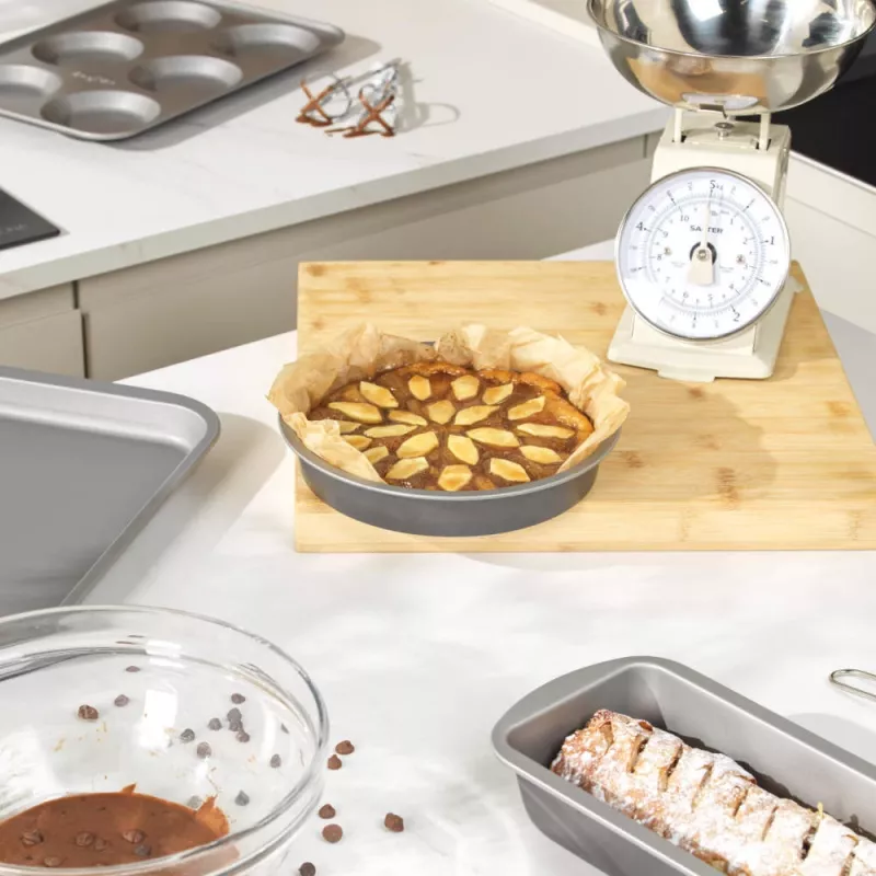 Round Tin Salter BW13662 20 cm non-stick bakeware tin