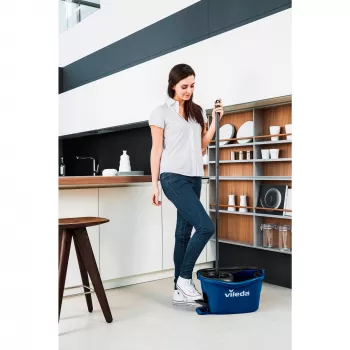Floor mop VILEDA TurEasyWring & Clean Box 167756 with bucket and wringer