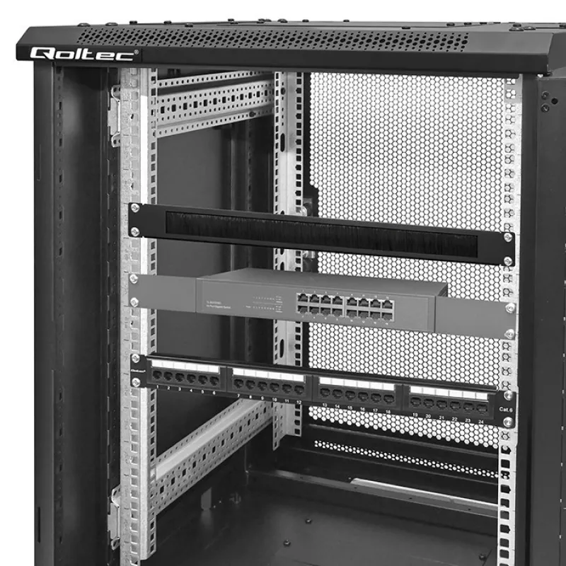 Qoltec 54513 19" Rack Brush Strip, 1U