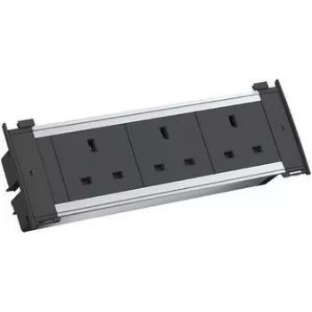 Bachmann Kapsa S - 2 m - Indoor - Type G (BS 1363) - Type G - Black - Silver - 3 AC-Outputs