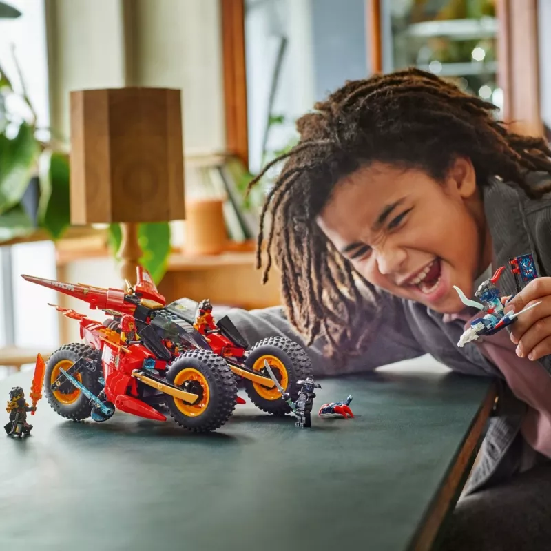 LEGO Ninja Combat Vehicle set 71844 — NINJAGO, 561 pieces, 6 minifigures, movable parts, 140×240×220 mm
