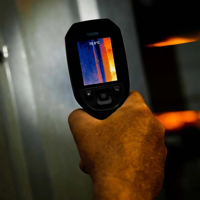 Thermal camera FLIR TG298 handheld -25 to +1080°C, 320×240 LCD, 2.4 inch display, IP54, USB-C, 8 GB