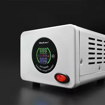 Qoltec 50724 Automatic Voltage Stabilizer AVR 2000VA
