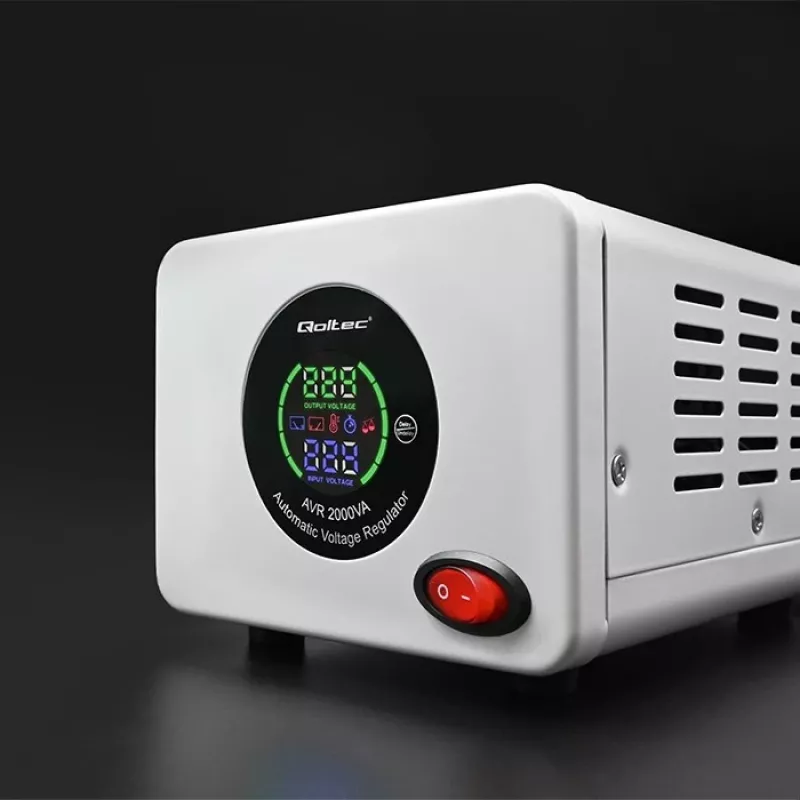 Qoltec 50724 Automatic Voltage Stabilizer AVR 2000VA